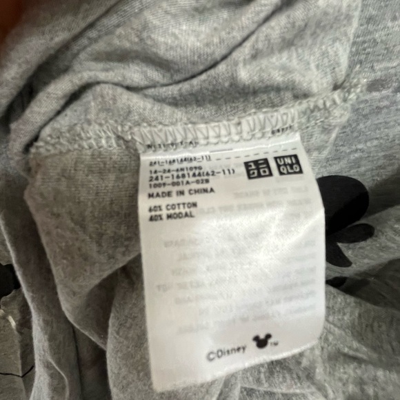 Uniqlo Women’s Grey and Black Disney Tshirt - Picture 3 of 3